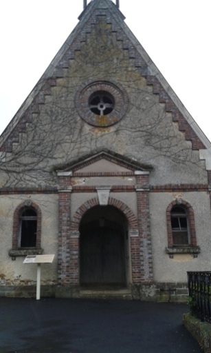 La chapelle Sainte Anne au coeur du cimetière de Saint-Fargeau. ©Amandine Chevallier